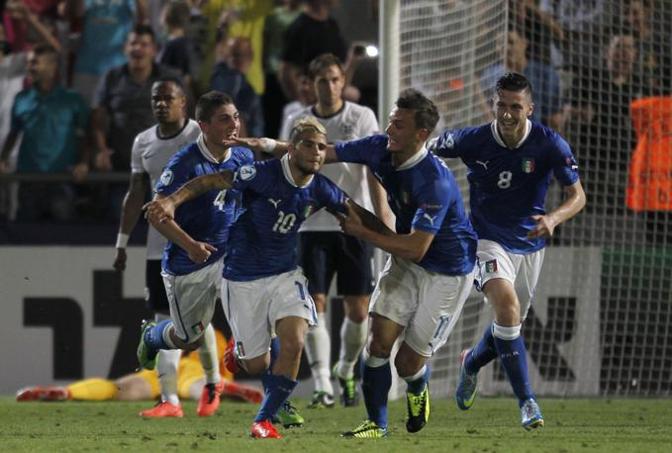 Il momento chiave di Inghilterra-Italia: Insigne esulta dopo il gol partita. LaPresse